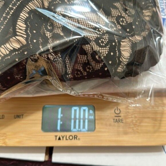 ADRIANNA PAPELL LACE TIERED STRETCH SHEATH DRESS 12P BLACK / NUDE - Picture 10 of 11